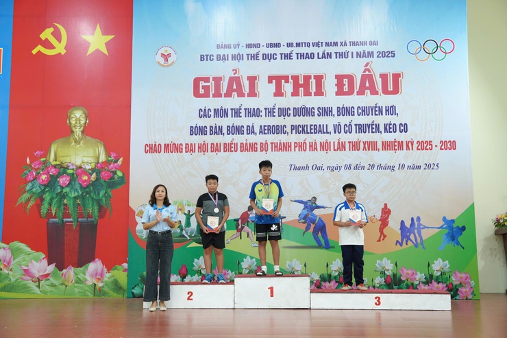 Sôi nổi Giải Bóng bàn – Lan tỏa tinh thần thể thao trong Chương trình Đại hội Thể dục Thể thao lần thứ I, năm 2025- Ảnh 3.