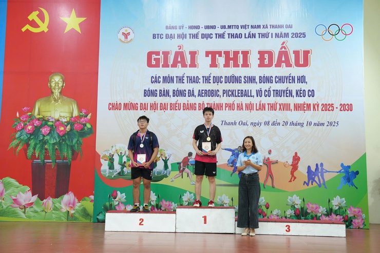 Sôi nổi Giải Bóng bàn – Lan tỏa tinh thần thể thao trong Chương trình Đại hội Thể dục Thể thao lần thứ I, năm 2025- Ảnh 4.