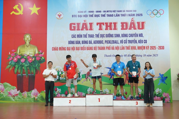 Sôi nổi Giải Bóng bàn – Lan tỏa tinh thần thể thao trong Chương trình Đại hội Thể dục Thể thao lần thứ I, năm 2025- Ảnh 10.