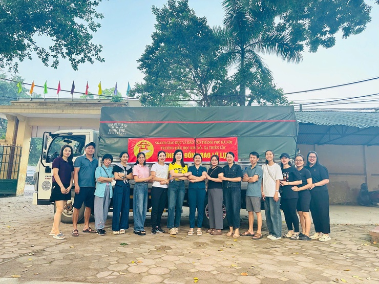 TẤM LÒNG THIÊN LỘC HƯỚNG VỀ MIỀN BẮC: 10 CHUYẾN XE NGHĨA TÌNH CỦA KHỐI GIÁO DỤC CHÍNH THỨC KHỞI HÀNH- Ảnh 30.