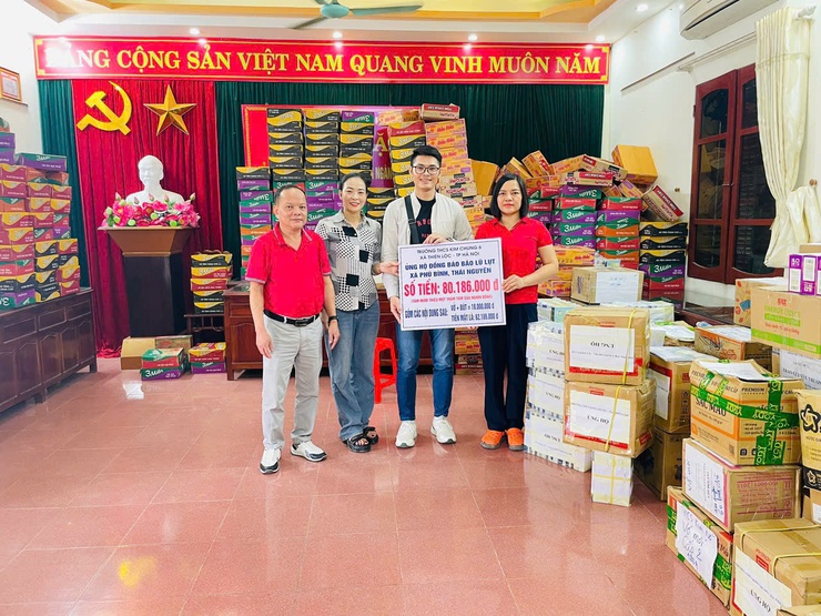 TẤM LÒNG THIÊN LỘC HƯỚNG VỀ MIỀN BẮC: 10 CHUYẾN XE NGHĨA TÌNH CỦA KHỐI GIÁO DỤC CHÍNH THỨC KHỞI HÀNH- Ảnh 29.