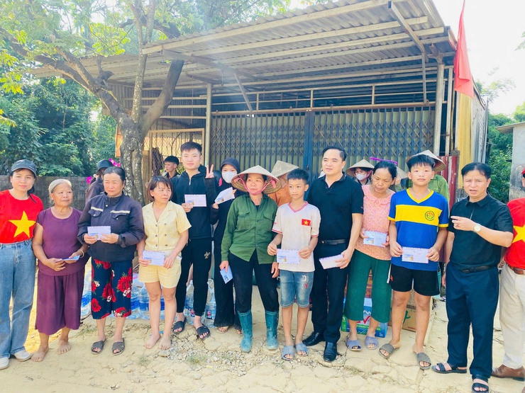 TẤM LÒNG THIÊN LỘC HƯỚNG VỀ MIỀN BẮC: 10 CHUYẾN XE NGHĨA TÌNH CỦA KHỐI GIÁO DỤC CHÍNH THỨC KHỞI HÀNH- Ảnh 32.