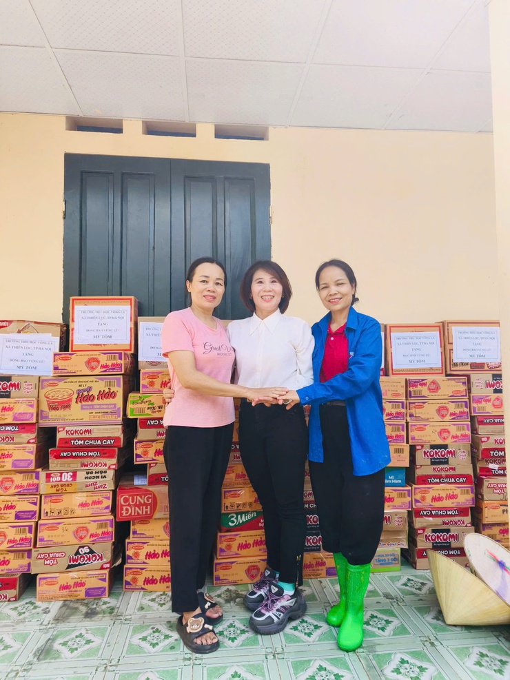 TẤM LÒNG THIÊN LỘC HƯỚNG VỀ MIỀN BẮC: 10 CHUYẾN XE NGHĨA TÌNH CỦA KHỐI GIÁO DỤC CHÍNH THỨC KHỞI HÀNH- Ảnh 35.