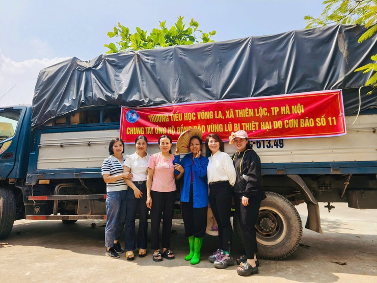 TẤM LÒNG THIÊN LỘC HƯỚNG VỀ MIỀN BẮC: 10 CHUYẾN XE NGHĨA TÌNH CỦA KHỐI GIÁO DỤC CHÍNH THỨC KHỞI HÀNH- Ảnh 38.