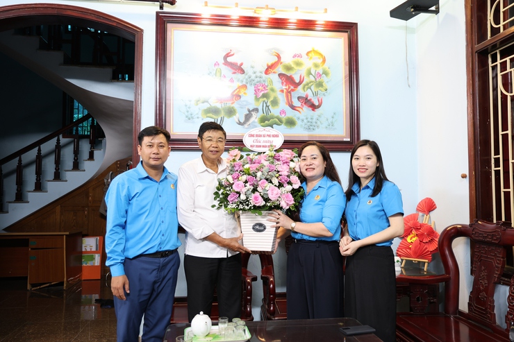 Công đoàn xã Phú Nghĩa chúc mừng các Công ty, Doanh nghiệp nhân dịp kỷ niệm Ngày Doanh nhân Việt Nam- Ảnh 4.