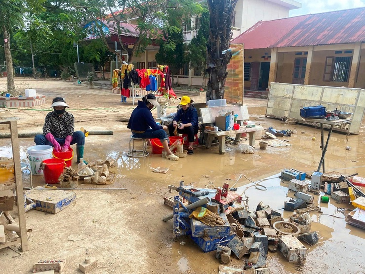  Trường Tiểu học và Trường THCS Thạch Thán xã Quốc Oai chung tay san sẻ yêu thương cùng đồng bào vùng lũ- Ảnh 16.