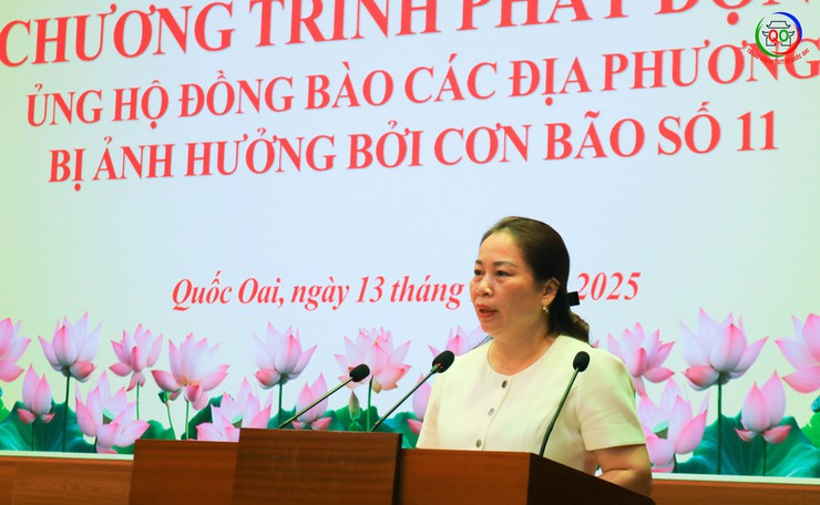 Xã Quốc Oai tổ chức Lễ chào cờ đầu tuần và phát động ủng hộ đồng bào bị ảnh hưởng bởi bão số 11- Ảnh 2.