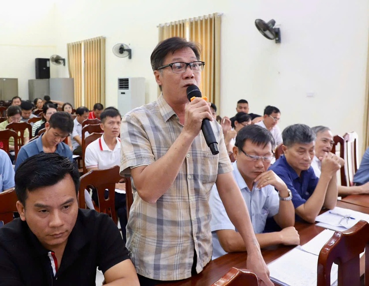 HỘI NGHỊ XÉT DUYỆT CÔNG DÂN TRONG ĐỘ TUỔI SẴN SÀNG NHẬP NGŨ VÀ CÔNG DÂN NGHĨA VỤ THAM GIA CÔNG AN NHÂN DÂN NĂM 2026 XÃ HỒNG VÂN - Ảnh 2.