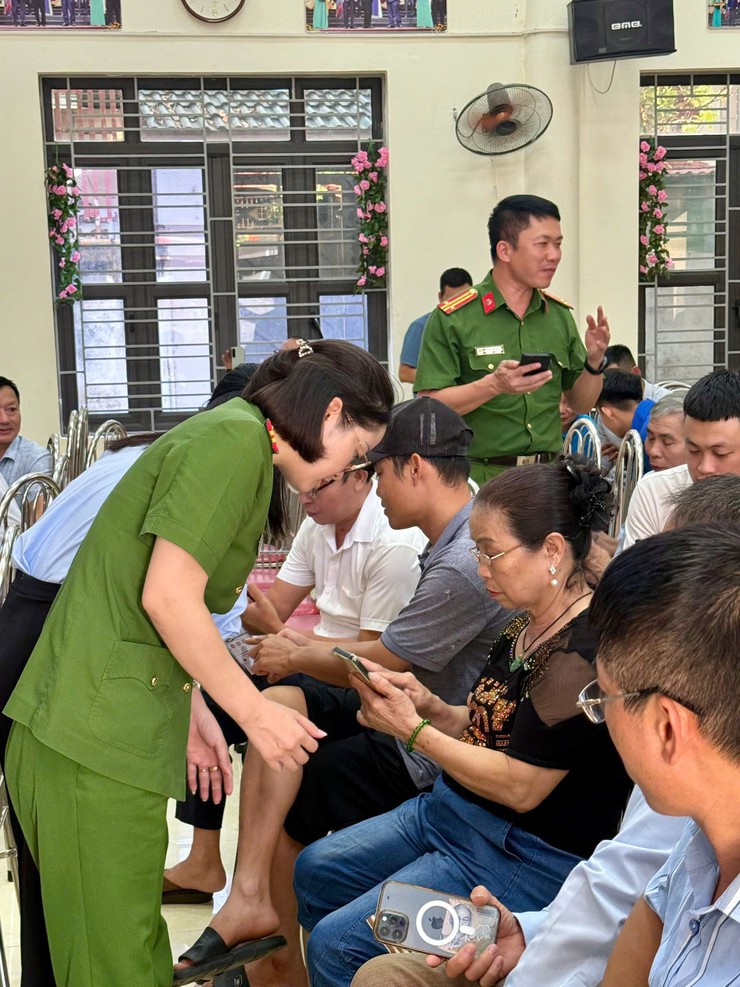 UBND XÃ SÓC SƠN TỔ CHỨC HỘI NGHỊ TẬP HUẤN CHO TỔ CHUYỂN ĐỔI SỐ CỘNG ĐỒNG- Ảnh 3.
