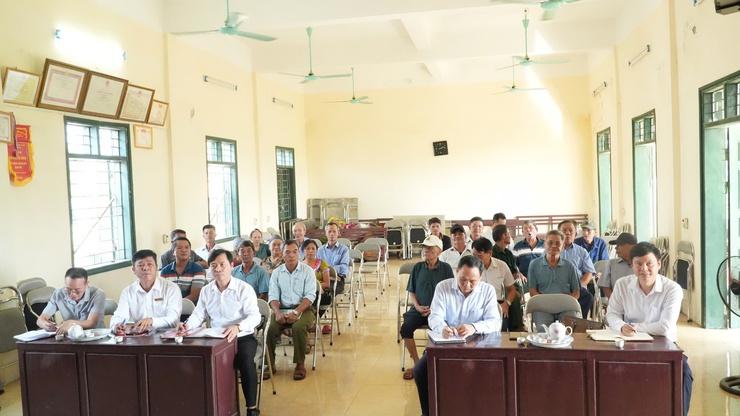 Đồng chí Bí thư Đảng ủy dự sinh hoạt tại thôn Nội- Ảnh 2.