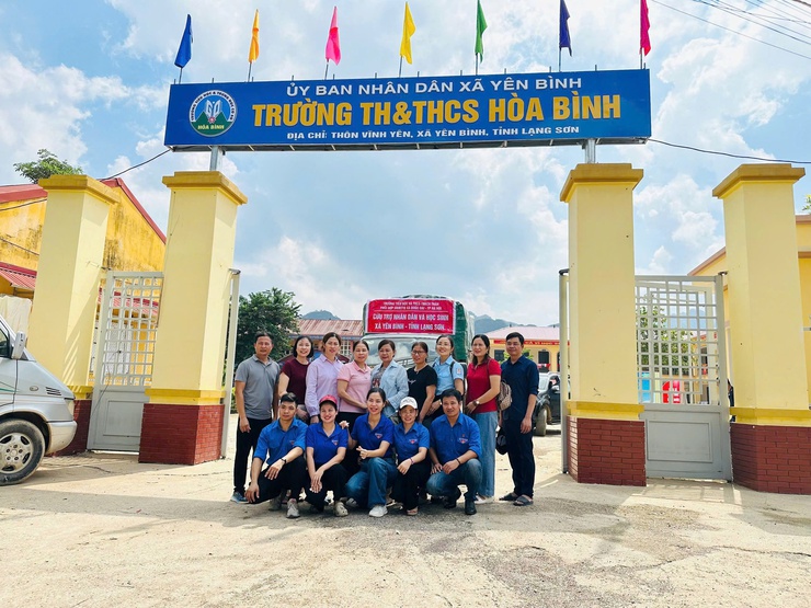  Trường Tiểu học và Trường THCS Thạch Thán xã Quốc Oai chung tay san sẻ yêu thương cùng đồng bào vùng lũ- Ảnh 8.