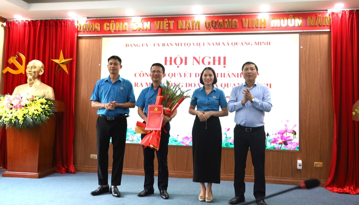 Công bố thành lập Công đoàn xã Quang Minh- Ảnh 1.