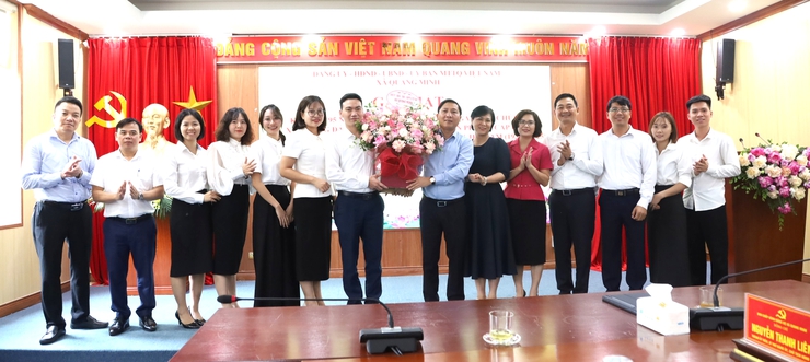 Đảng ủy xã Quang Minh gặp mặt nhân kỷ niệm ngày truyền thống của các ngành trong tháng 10/2025- Ảnh 3.