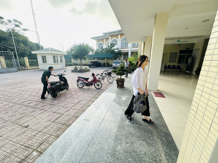 NGƯỜI CỰU CHIẾN BINH GƯƠNG MẪU KỊP THỜI CỨU GIÚP HAI HỌC SINH GẶP TAI NẠN GIAO THÔNG- Ảnh 2.
