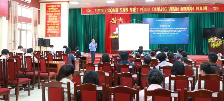 Xã Minh Châu đẩy mạnh chuyển đổi số, hướng tới xã thông minh năm 2030- Ảnh 4.