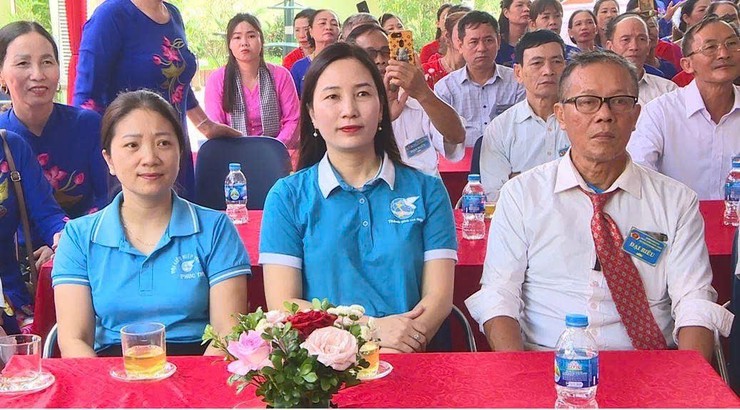 CLB phụ nữ họ Dương liên xã Phúc Thọ – Hát Môn – Phúc Lộc – Hoài Đức tổ chức Lễ kỷ niệm 95 năm Ngày thành lập Hội LHPN Việt Nam- Ảnh 6.