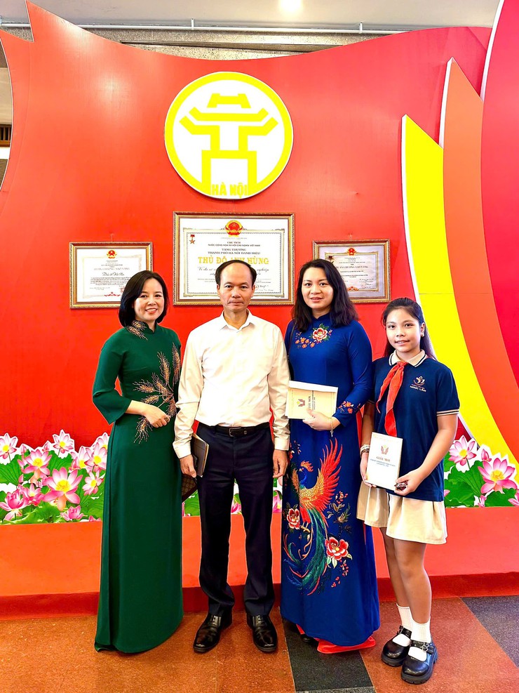 Khai mạc Đại hội Thi đua yêu nước thành phố Hà Nội giai đoạn 2025-2030- Ảnh 1.