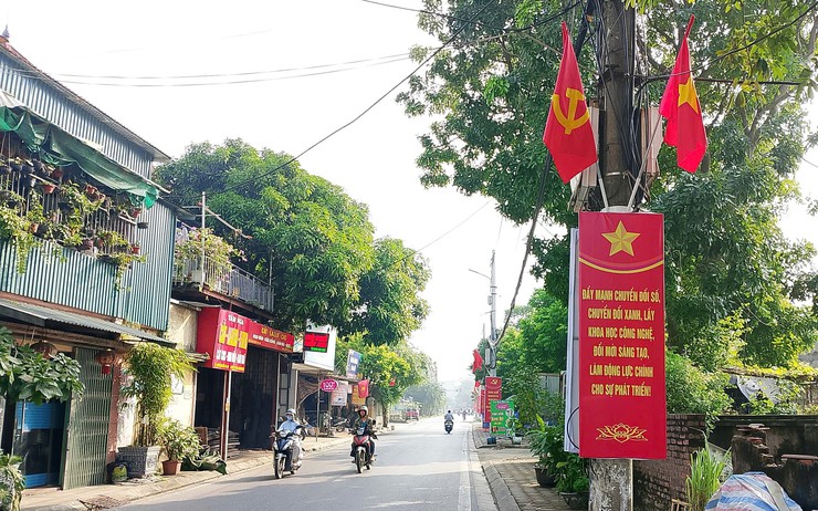 Bát Tràng rực rỡ cờ hoa hướng về Đại hội Đảng bộ TP Hà Nội lần thứ XVIII- Ảnh 6.