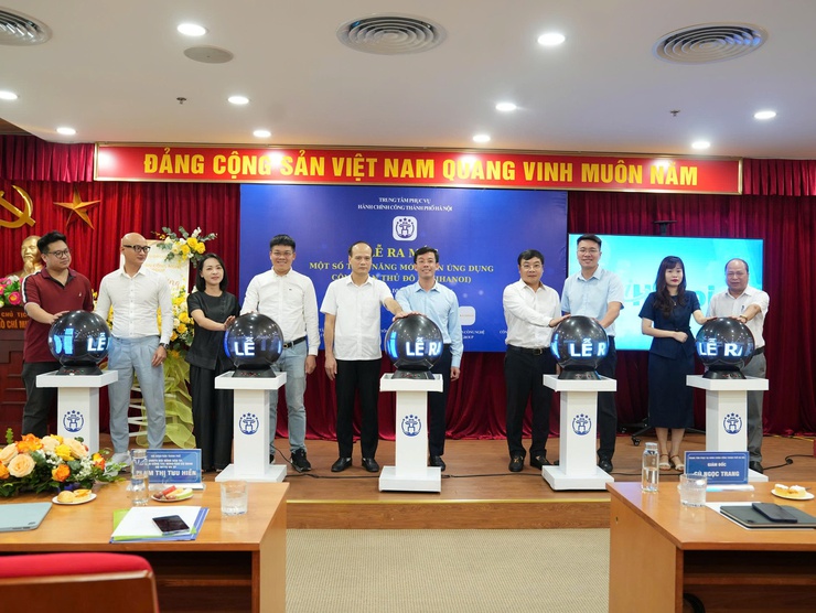 Hà Nội tiên phong triển khai “Mô hình dịch vụ công lưu động” – Đưa dịch vụ hành chính đến tận tay người dân- Ảnh 1.