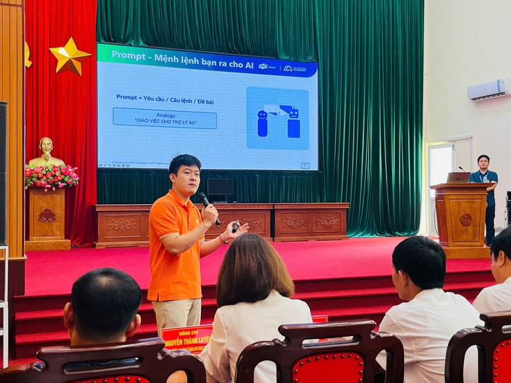 XÃ HÒA LẠC TỔ CHỨC HỘI NGHỊ TẬP HUẤN KỸ NĂNG ỨNG DỤNG TRÍ TUỆ NHÂN TẠO (AI) TRONG XỬ LÝ CÔNG VIỆC HÀNH CHÍNH- Ảnh 3.