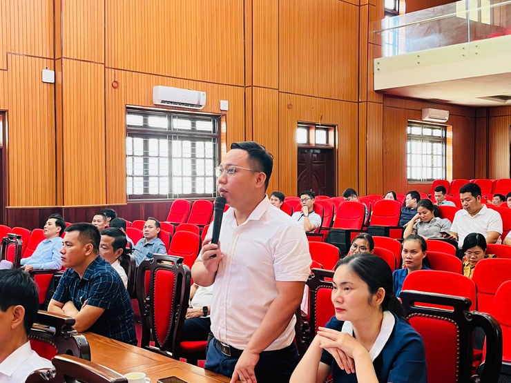 XÃ HÒA LẠC TỔ CHỨC HỘI NGHỊ TẬP HUẤN KỸ NĂNG ỨNG DỤNG TRÍ TUỆ NHÂN TẠO (AI) TRONG XỬ LÝ CÔNG VIỆC HÀNH CHÍNH- Ảnh 7.
