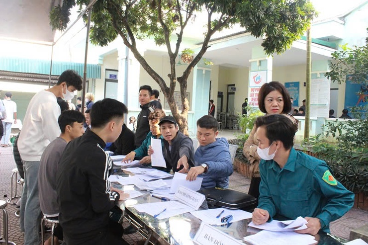 Phú Nghĩa triển khai công tác tuyển chọn, gọi công dân nhập ngũ, tham gia nghĩa vụ Công an nhân dân năm 2026- Ảnh 1.