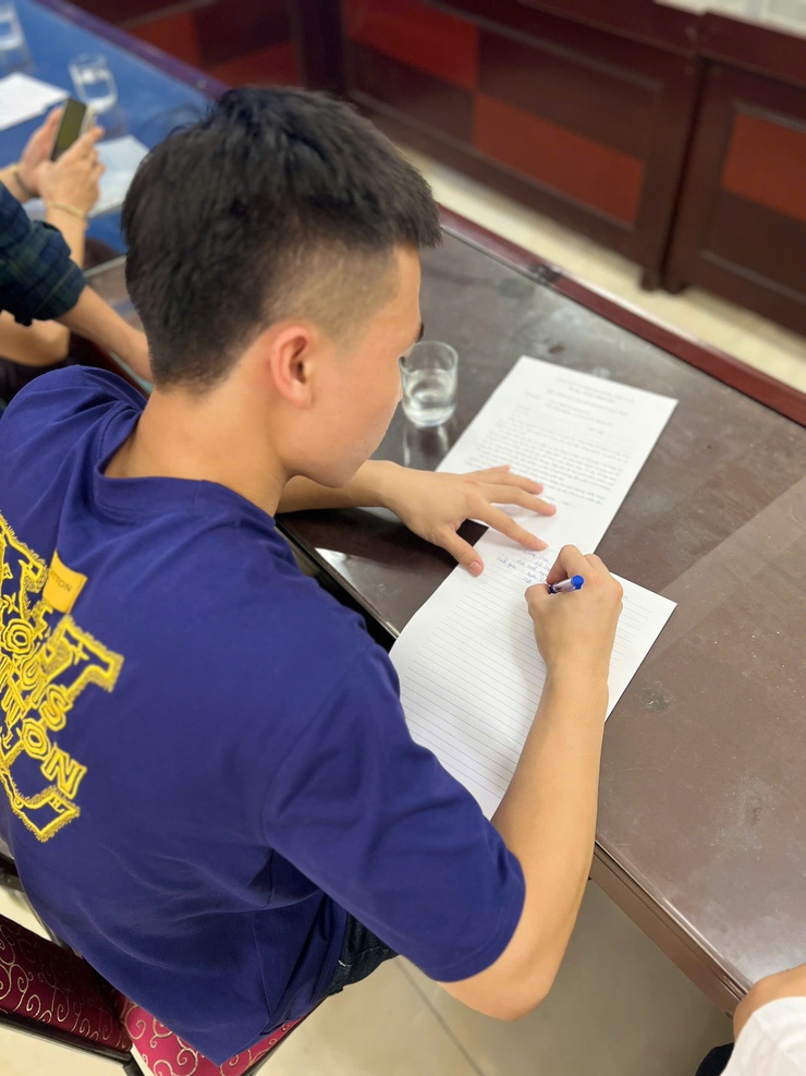 THÊM NHIỀU LÁ ĐƠN TÌNH NGUYỆN NHẬP NGŨ – NIỀM TỰ HÀO CỦA THANH NIÊN XÃ THANH TRÌ- Ảnh 1.
