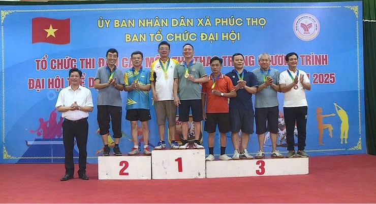 Sôi nổi các môn thi đấu trong Đại hội TDTT xã Phúc Thọ lần thứ Nhất năm 2025- Ảnh 8.