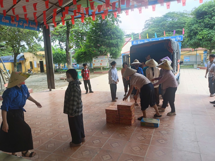 Trường Tiểu học Thanh Văn hướng về vùng lũ Thái Nguyên- Ảnh 3.
