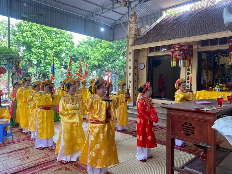 Phường Thanh Liệt: Long trọng tổ chức lễ kỷ niệm 733 năm ngày sinh Tiên triết Chu Văn An tại Đền Văn ( Miếu Thổ Kỳ)- Ảnh 7.