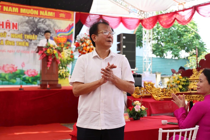 Lễ đón nhận bằng xếp hạng di tích lịch sử - nghệ thuật đình, chùa thôn Vũ Ngoại- Ảnh 1.