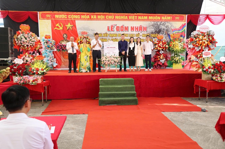 Lễ đón nhận bằng xếp hạng di tích lịch sử - nghệ thuật đình, chùa thôn Vũ Ngoại- Ảnh 18.