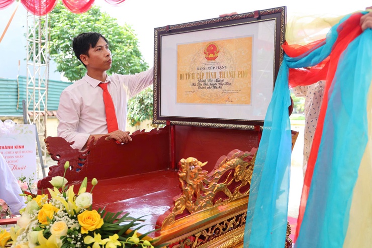 Lễ đón nhận bằng xếp hạng di tích lịch sử - nghệ thuật đình, chùa thôn Vũ Ngoại- Ảnh 9.