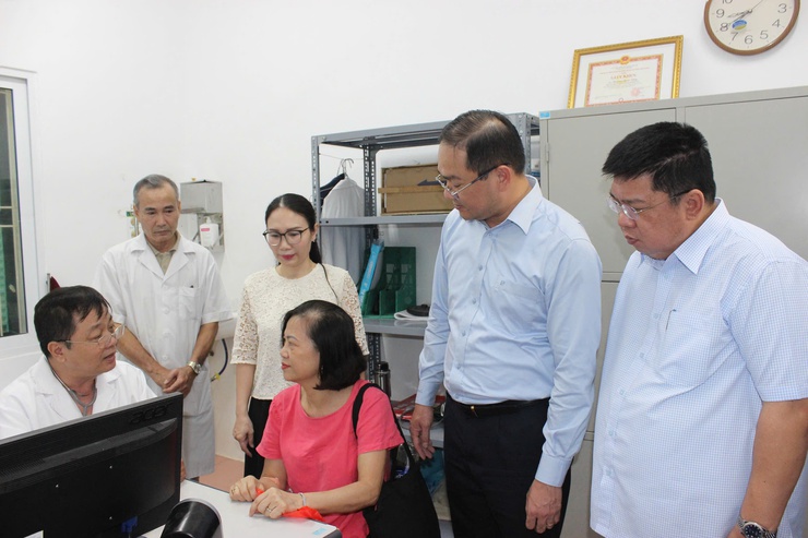 Phường Đống Đa tổ chức chiến dịch khám sức khỏe cho người cao tuổi – Chung tay vì tuổi già an vui- Ảnh 1.