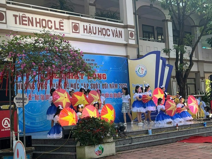 UBND xã Kim Anh khai mạc Tuần lễ hưởng ứng học tập suốt đời năm 2025.- Ảnh 2.