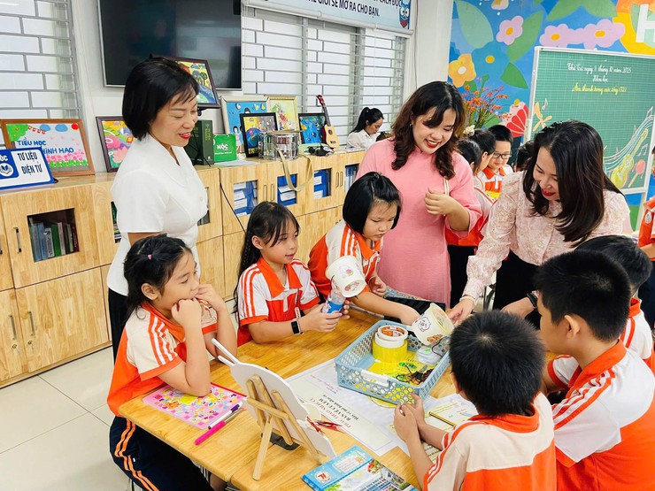Sôi nổi các hoạt động trong "Tuần lễ học tập suốt đời" phường Đống Đa năm 2025- Ảnh 4.