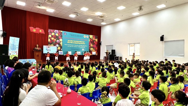Sôi nổi các hoạt động trong "Tuần lễ học tập suốt đời" phường Đống Đa năm 2025- Ảnh 1.