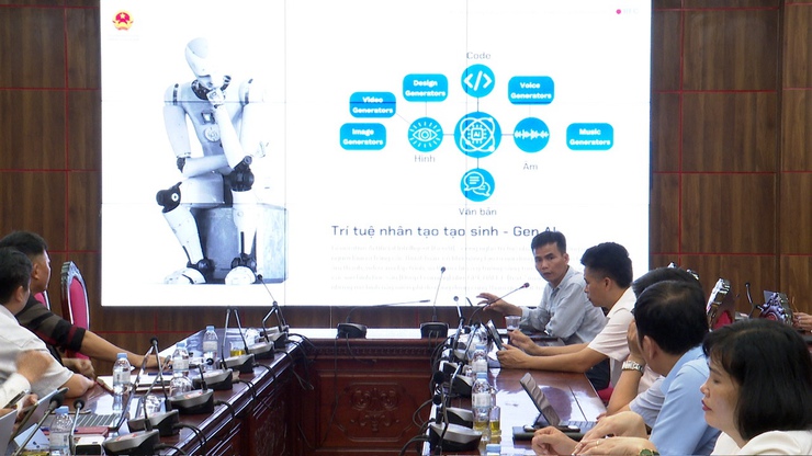XÃ PHÚ XUYÊN ĐẨY MẠNH CHUYỂN ĐỔI SỐ GẮN VỚI PHONG TRÀO THI ĐUA ĐỔI MỚI SÁNG TẠO VÀ CHUYỂN ĐỔI SỐ
- Ảnh 1.