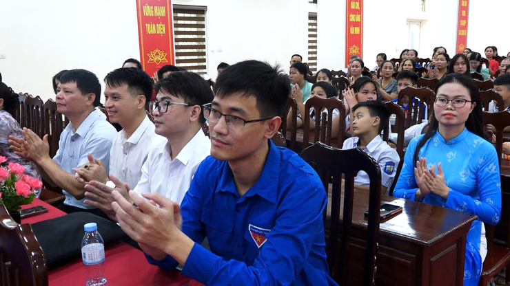 XÃ DÂN HÒA: KỶ NIỆM 95 NĂM NGÀY TRUYỀN THỐNG HỘI NÔNG DÂN VIỆT NAM, 69 NĂM NGÀY TRUYỀN THỐNG HỘI LIÊN HIỆP THANH NIÊN VIỆT NAM VÀ 95 NĂM NGÀY THÀNH LẬP HỘI LIÊN HIỆP PHỤ NỮ VIỆT NAM- Ảnh 8.