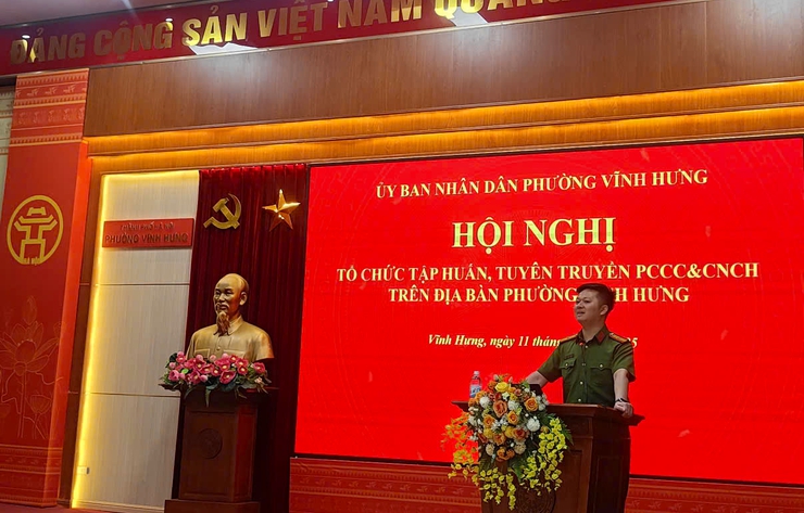 PHƯỜNG VĨNH HƯNG TẬP HUẤN NGHIỆP VỤ PHÒNG CHÁY, CHỮA CHÁY VÀ CỨU HỘ CỨU NẠN TRÊN ĐỊA BÀN- Ảnh 1.