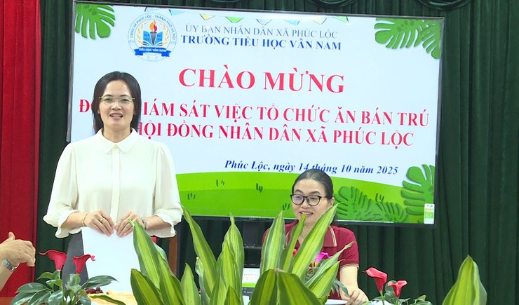 Đoàn giám sát của HĐND xã tiến hành giám sát công tác tổ chức ăn bán trú tại trường Tiểu học Vân Nam và trường Tiểu học Vân Hà- Ảnh 2.
