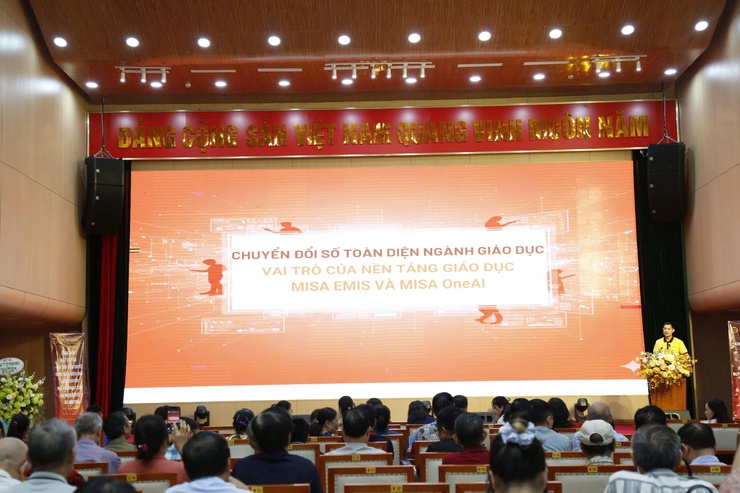 Phường Hà Đông phát động phong trào Học tập số toàn dân hưởng ứng Ngày Chuyển đổi số quốc gia năm 2025- Ảnh 4.