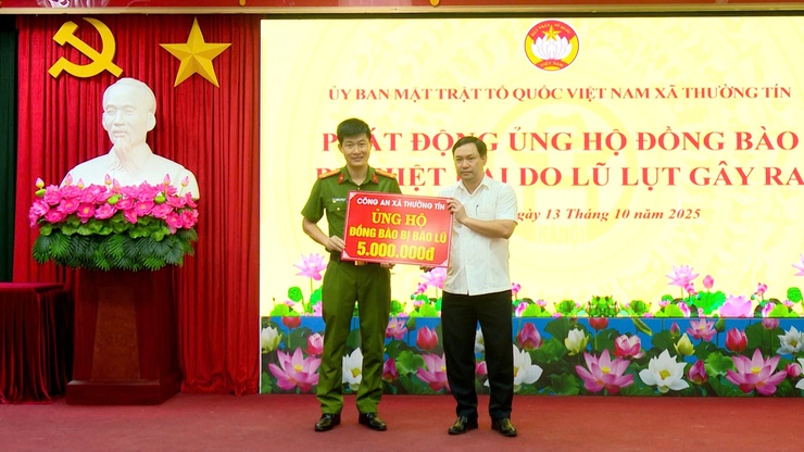 Xã Thường Tín phát động ủng hộ đồng bào bị thiệt hại do bão lũ- Ảnh 7.