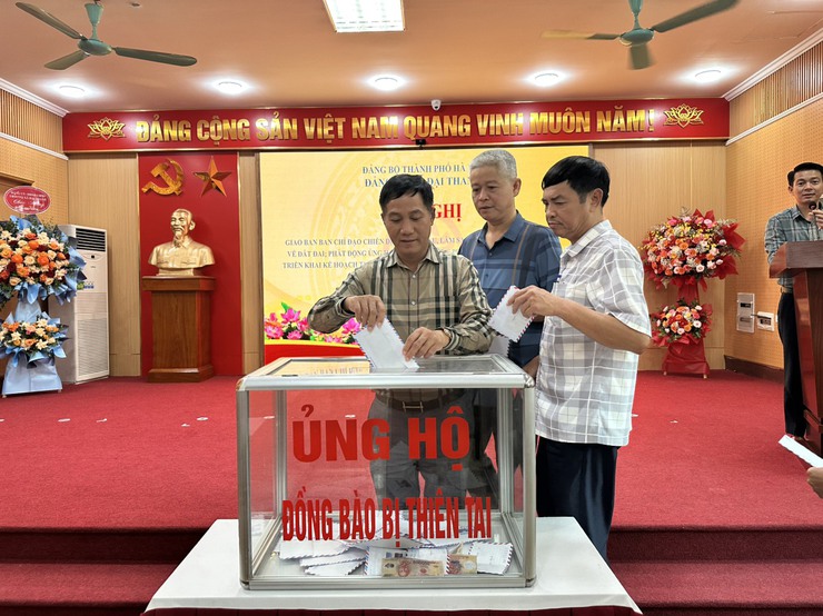 UB.MTTQVN XÃ ĐẠI THANH PHÁT ĐỘNG THÁNG CAO ĐIỂM VÌ NGƯỜI NGHÈO VÀ ỦNG HỘ ĐỒNG BÀO BỊ THIÊN TAI BÃO LŨ- Ảnh 6.