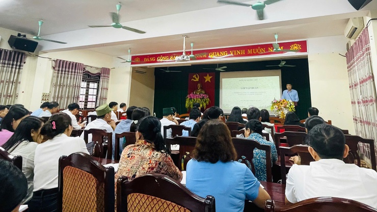 Đảng ủy xã Phúc Thọ tập huấn nghiệp vụ công tác kiểm tra, giám sát và kỷ luật của Đảng năm 2025- Ảnh 6.