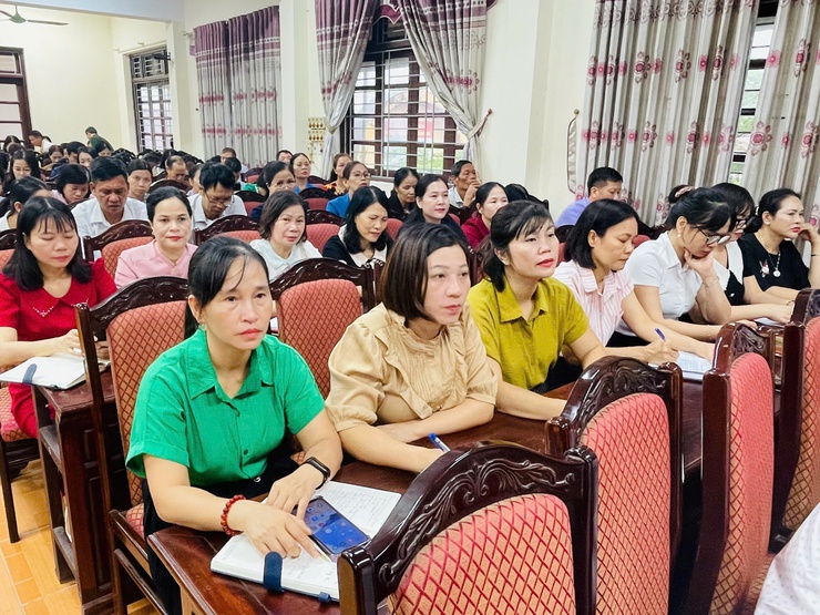 Đảng ủy xã Phúc Thọ tập huấn nghiệp vụ công tác kiểm tra, giám sát và kỷ luật của Đảng năm 2025- Ảnh 3.
