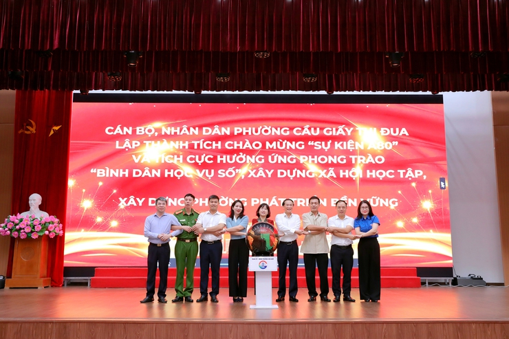 Phường Cầu Giấy trong nhịp bước mùa Thu- Ảnh 5.