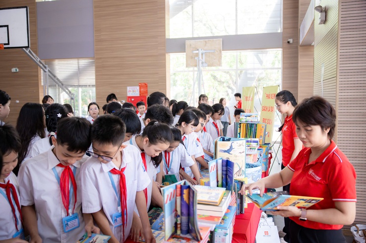 Phường Long Biên phát động Tuần lễ học tập suốt đời năm 2025- Ảnh 11.