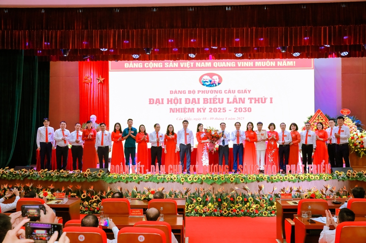 Phường Cầu Giấy trong nhịp bước mùa Thu- Ảnh 1.