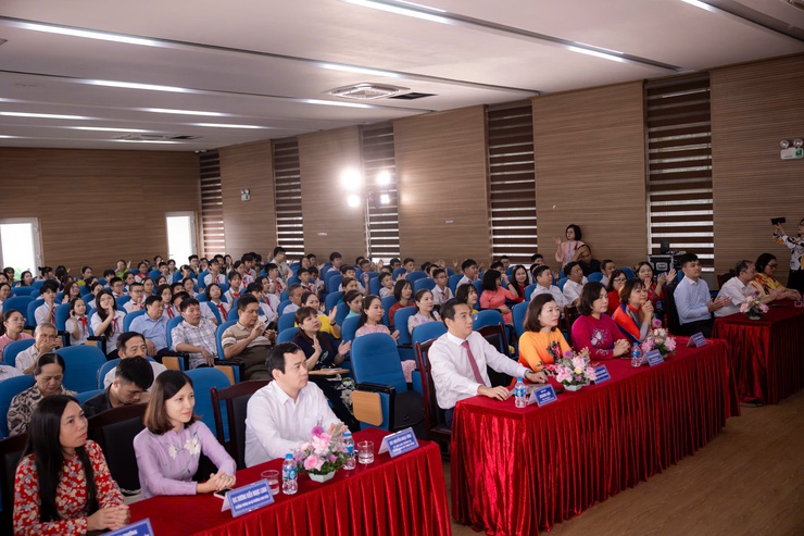 Phường Long Biên phát động Tuần lễ học tập suốt đời năm 2025- Ảnh 4.